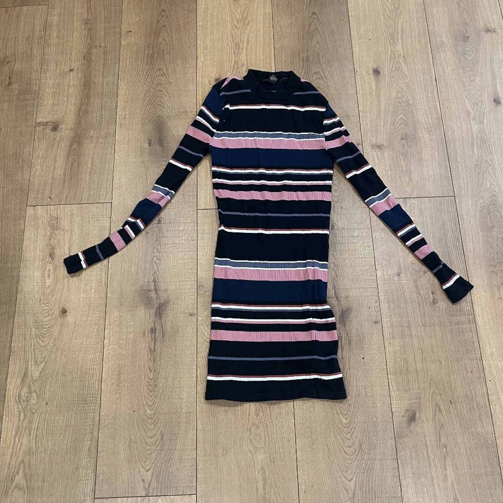 Forever 21 Striped Mini Dress Size S